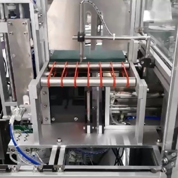 Máy gấp mặt nạ bán tự động – Máy xếp mặt nạ vào túi giá rẻ, chất lượng